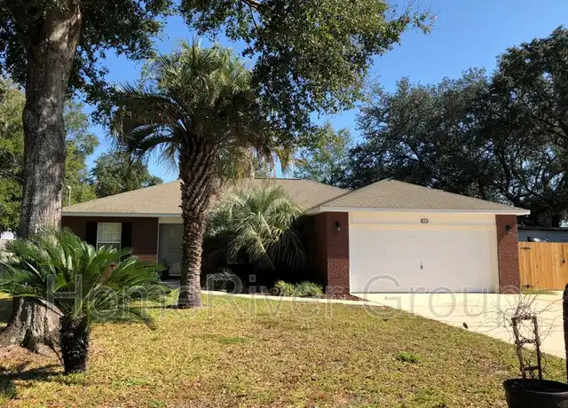 Property at 803 Kenneth Dr, Fort Walton Beach, FL, 32547, 4 beds, 2 baths, [object Object]