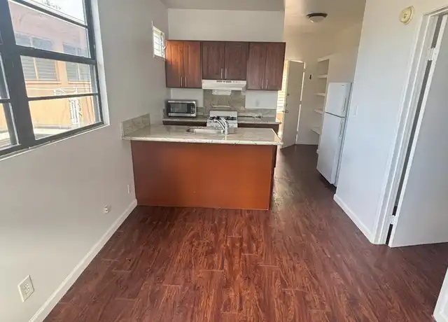Property at 705 Prospect St, Honolulu, HI, 96813, 1 bed, 1 bath, [object Object]