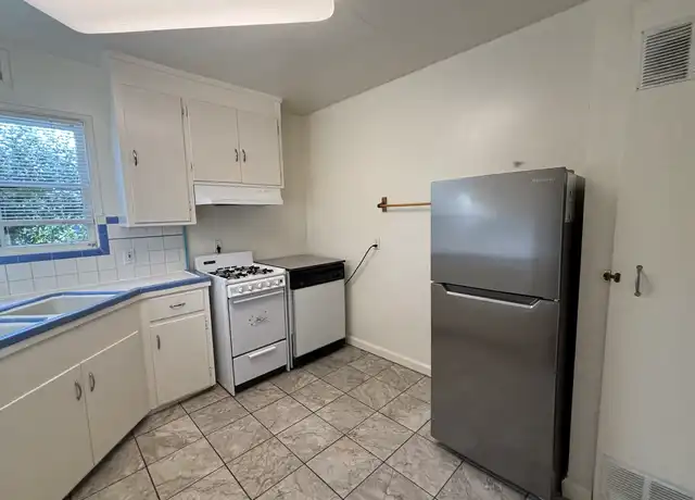 Property at 1154 Hearst Ave Unit C, Berkeley, CA, 94702, 0 beds, 1 bath, [object Object]