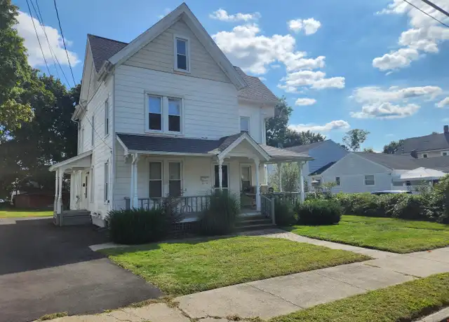 Property at 22 Cleveland St Unit 2, Danbury, CT, 06810, 3 beds, 1 bath, [object Object]
