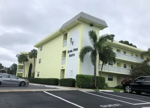 Property at 1100 Ponce de Leon Cir #301, Vero Beach, FL, 32960, 2 beds, 2 baths, [object Object]