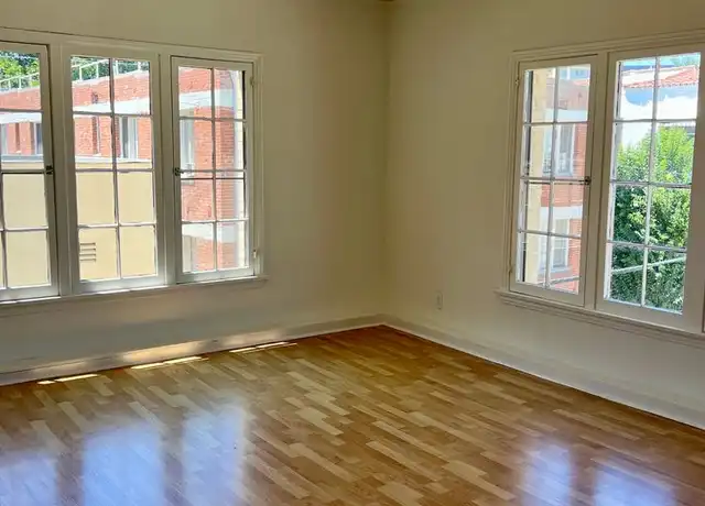 Property at 449 Cloverdale Ave Unit 303, Los Angeles, CA, 90036, 1 bed, 1 bath, [object Object]