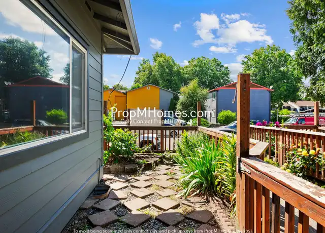 Property at 3350 SW 126th Ave Unit 3, Beaverton, OR, 97005, 3 beds, 1 bath, [object Object]