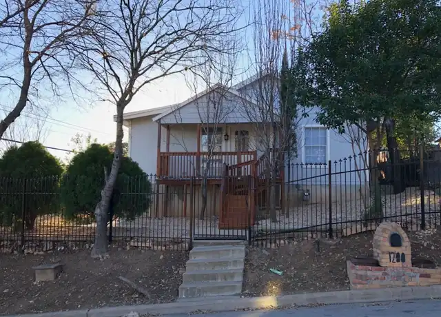 Property at 1200 Walnut Ave, Austin, TX, 78702, 4 beds, 3 baths, [object Object]
