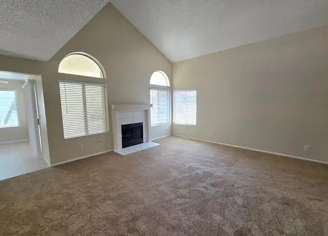 Property at 40 Fantasia Ln, Henderson, NV, 89074, 3 beds, 2.5 baths, [object Object]