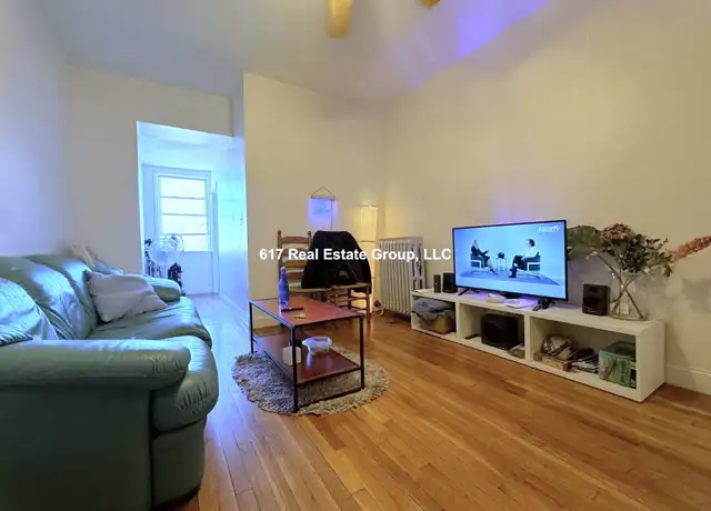 Property at 41 Egremont St Unit 4, Brighton, MA, 02135, 5 beds, 2 baths, [object Object]