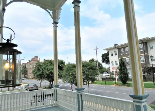 Property at 904 Scott St Unit 7, Little Rock, AR, 72202, 1 bed, 1 bath, [object Object]