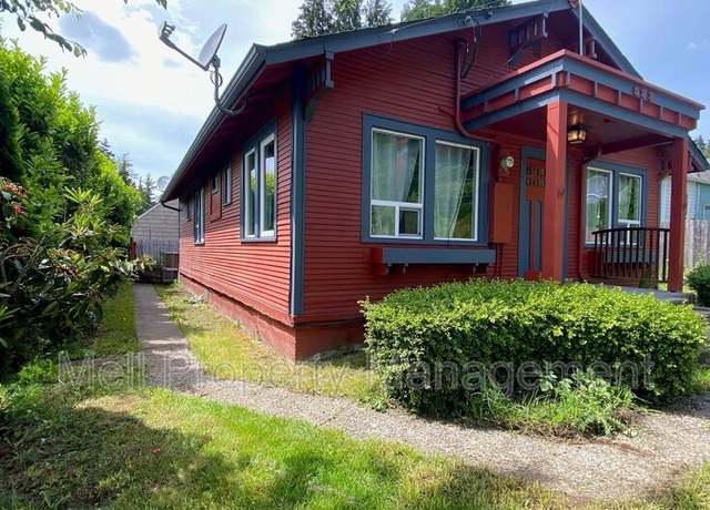 Photo of 523 N 1st St, Shelton, WA 98584