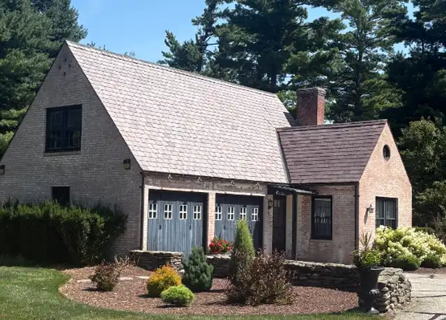 Property at 50 Orchard Rd, West Hartford, CT, 06117, 2 beds, 1 bath, [object Object]
