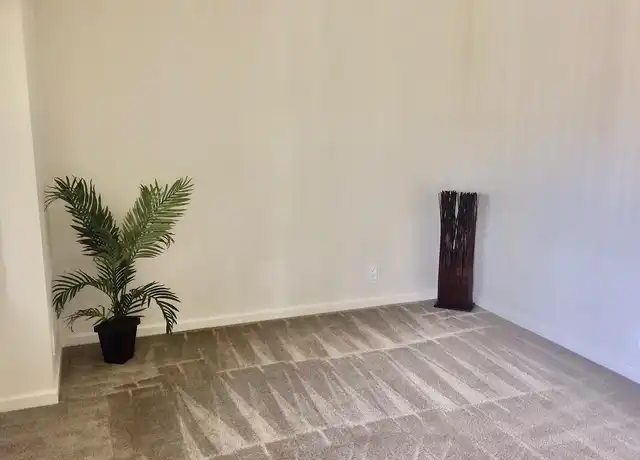 Property at Carriage House Apartments - 1655 Pomeroy Ave, Santa Clara, CA, 95051, 0 beds, 1 bath, [object Object]