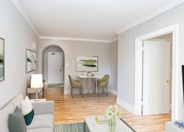 Property at 426 W. Surf - 426 W Surf St, Chicago, IL, 60657, 2 beds, 2 baths, [object Object]
