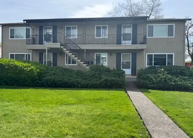 Property at 350 Alder St Unit 2, Central Point, OR, 97502, 2 beds, 1 bath, [object Object]