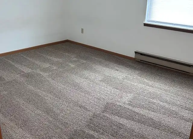 Property at 125 Crescent Lake Rd Unit 112, St Clair, MO, 63077, 2 beds, 1 bath, [object Object]