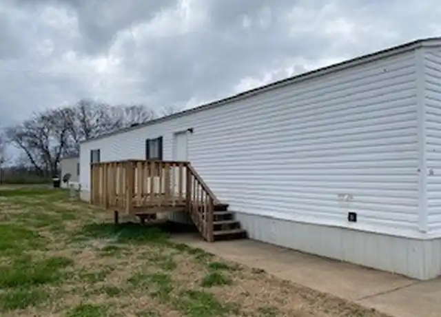 Property at 817 Monroe Ln, Oak Grove, KY, 42262, 3 beds, 2 baths, [object Object]