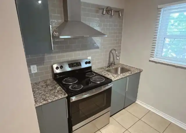 Property at 658 John Wesley Dobbs Ave NE Unit 02, Atlanta, GA, 30312, 2 beds, 1 bath, [object Object]