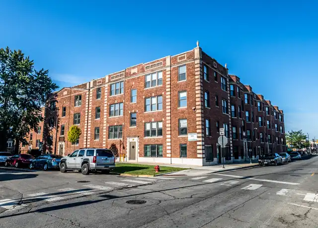 Property at 330 N Pine Ave, Chicago, IL, 60644, 1 bed, 1 bath, [object Object]