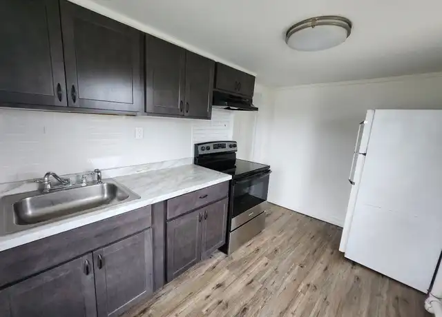 Property at 1370 Seven Valleys Rd Apt 3, York, PA, 17408, 2 beds, 1 bath, [object Object]