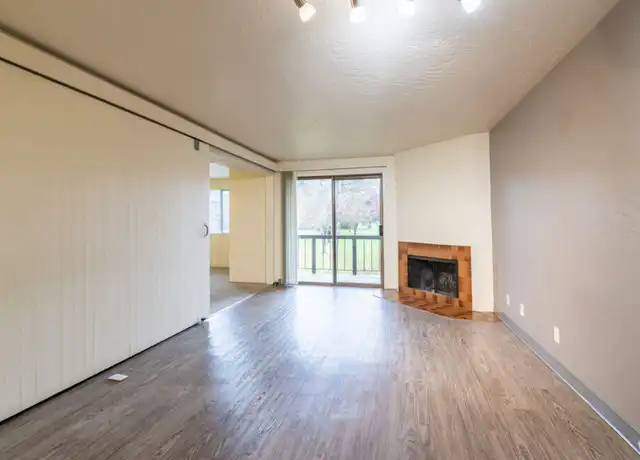 Property at Northgreen Apartments - 1800 Cal Young Rd, Eugene, OR, 97401, 1 bed, 1 bath, [object Object]