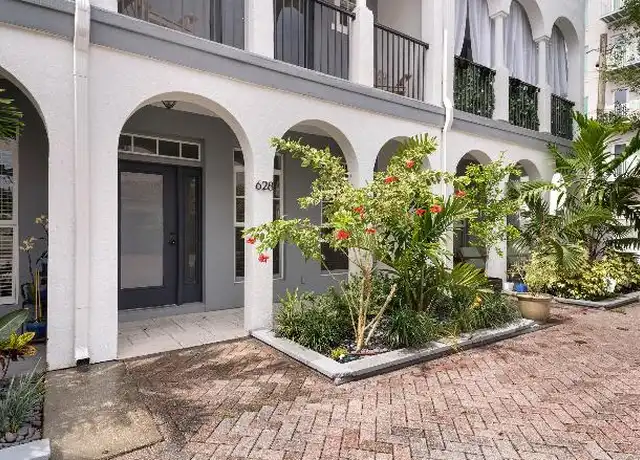Property at 628 3rd Ave S, Saint Petersburg, FL, 33701, 2 beds, 3 baths, [object Object]