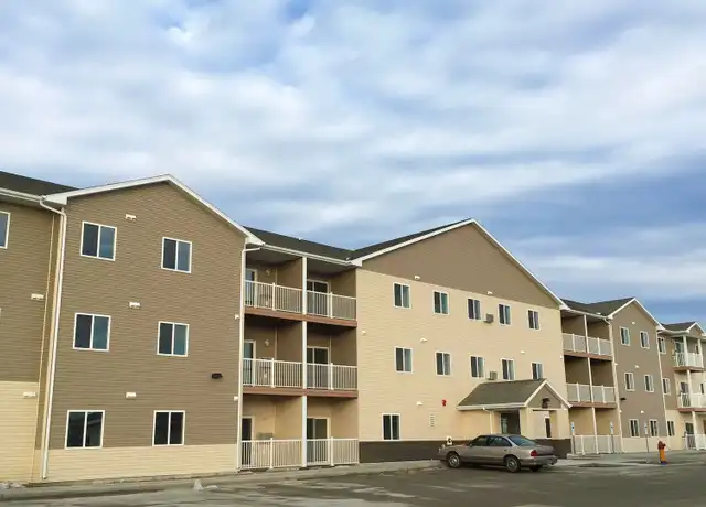 Property at 2031 33rd St NW Unit 106, Minot, ND, 58703, 1 bed, 1 bath, [object Object]