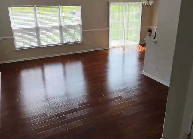 Property at 734 Waterbrook Ln, Greer, SC, 29651, 3 beds, 2 baths, [object Object]