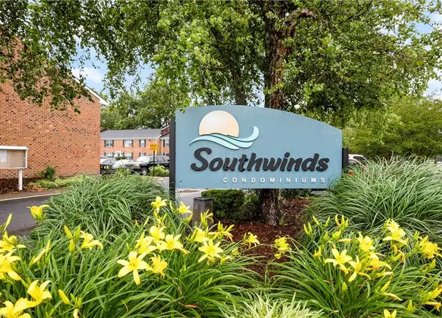 Property at 1021 Barclay Sq, Virginia Beach, VA, 23451, 1 bed, 1 bath, [object Object]