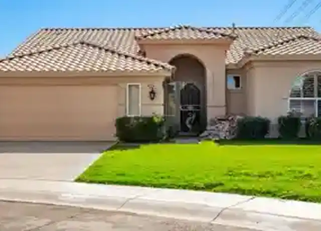 Property at 471 W Larona Ln, Tempe, AZ, 85284, 3 beds, 2 baths, [object Object]