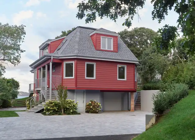 Property at 2 Sun Ct, Hampton Bays, NY, 11946, 5 beds, 5.5 baths, [object Object]