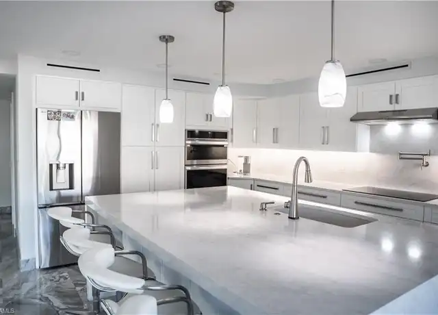 Property at 1155 Sandpiper St Unit D5, Naples, FL, 34102, 2 beds, 2 baths, [object Object]