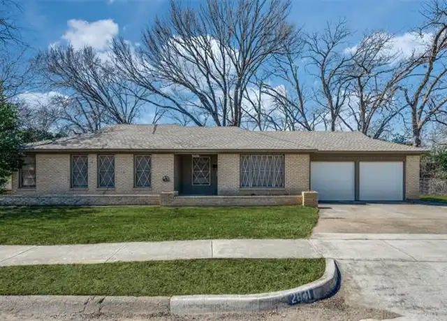 Property at 2841 Scruggs Park Dr, Richland Hills, TX, 76118, 3 beds, 1 bath, [object Object]