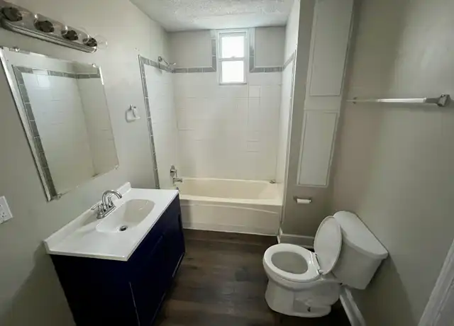 Property at 321 N 32nd St, Louisville, KY, 40212, 4 beds, 1 bath, [object Object]