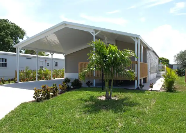 Property at 709 Lark Dr, Sebastian, FL, 32976, 3 beds, 2 baths, [object Object]