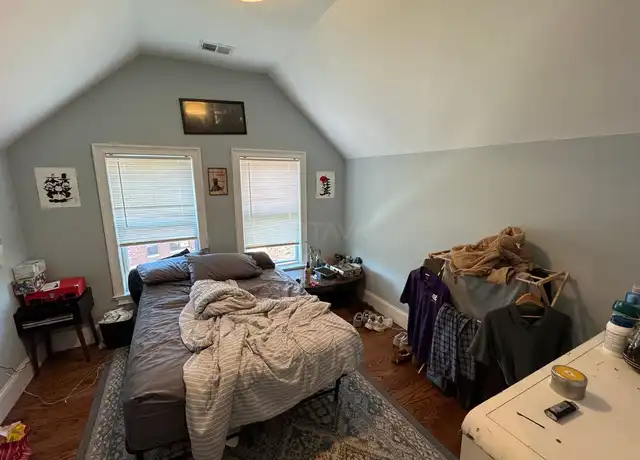 Property at 5 Hamilton Rd Unit 2, Somerville, MA, 02144, 6 beds, 4 baths, [object Object]