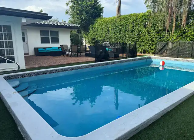 Property at 201 Calle Grande Dr, Hollywood, FL, 33021, 4 beds, 3 baths, [object Object]
