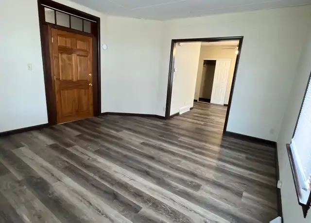 Property at 610 W Lawrence Ave, Springfield, IL, 62704, 1 bed, 1 bath, [object Object]