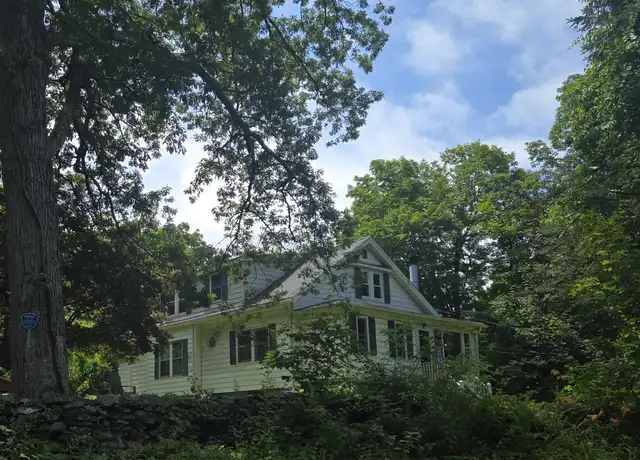Property at 275 Silver Hill Rd, Derby, CT, 06418, 1 bed, 1 bath, [object Object]