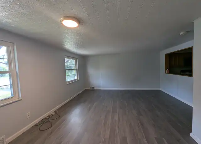 Property at 1803 Greentree Rd, Pittsburgh, PA, 15220, 3 beds, 1.5 baths, [object Object]