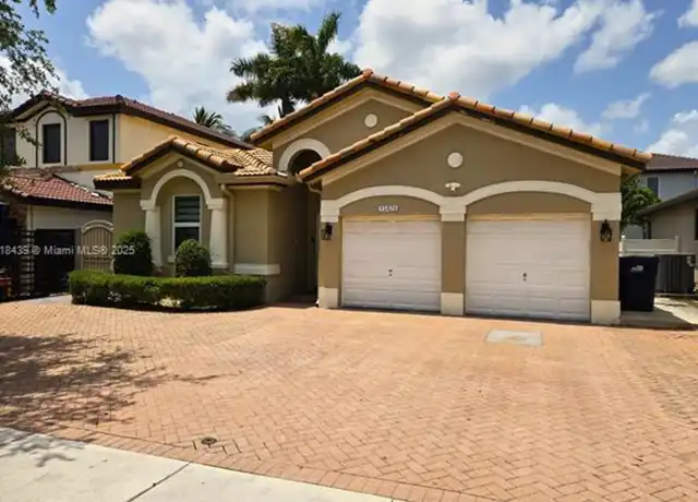 Property at 15429 SW 25th Ter, Miami, FL, 33185, 4 beds, 2 baths, [object Object]