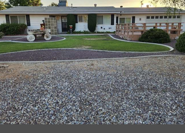 Photo of 14742 Quivero Rd, Apple Valley, CA 92307
