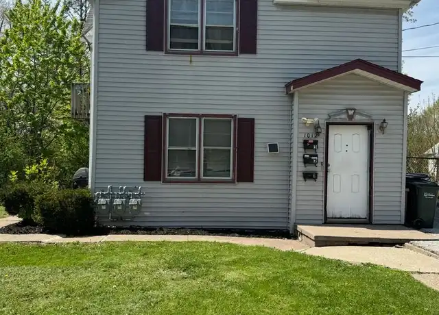 Property at 1012 Bridge Ave Unit 3, Davenport, IA, 52803, 1 bed, 1 bath, [object Object]