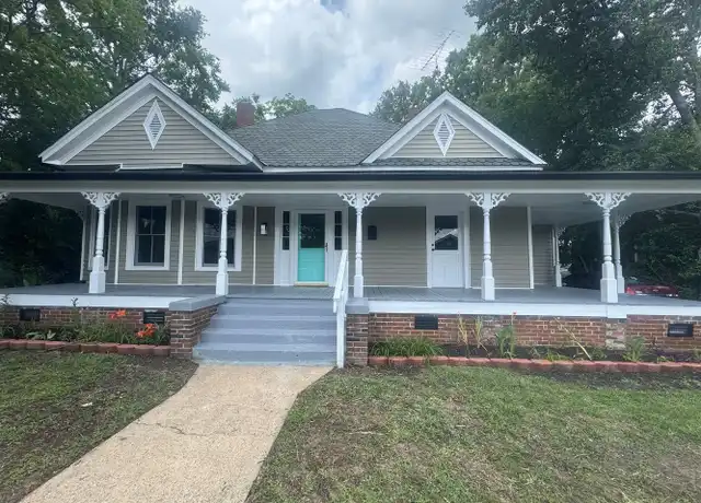 Property at 206 Lee St Unit 1, Greenwood, SC, 29646, 3 beds, 2 baths, [object Object]