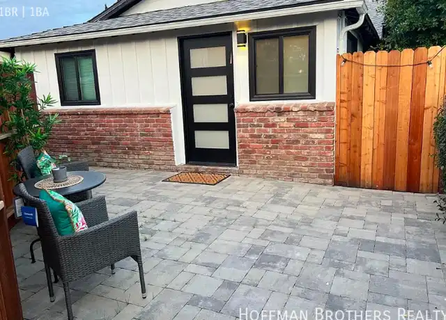 Property at 5526 Rhodes Ave Unit A, Valley Village, CA, 91607, 1 bed, 1 bath, [object Object]
