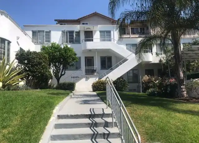 Property at 1910 Robinson Ave Unit 5, San Diego, CA, 92104, 2 beds, 1 bath, [object Object]