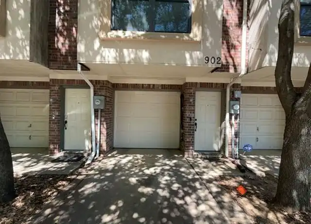 Property at 902 Glenn Crossett St, Arlington, TX, 76010, 2 beds, 2.5 baths, [object Object]