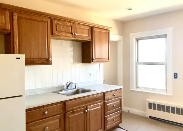 Property at 28 R Westford St Unit 2, Allston, MA, 02134, 2 beds, 1 bath, [object Object]