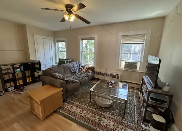 Property at 28 R Westford St Unit 2, Allston, MA, 02134, 2 beds, 1 bath, [object Object]