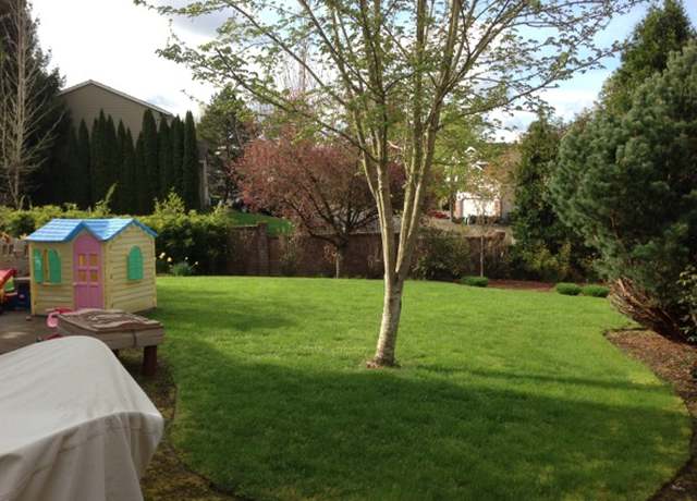 Photo of 16742 NW Dublin Ct, Portland, OR 97229