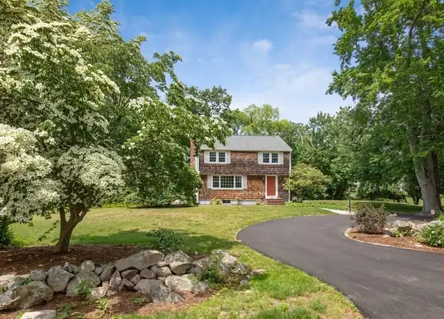 Property at 106 Weir St, Hingham, MA, 02043, 4 beds, 2 baths, [object Object]