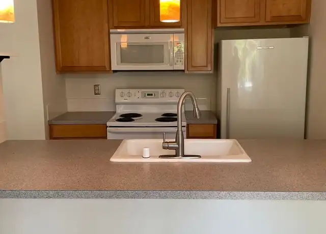Property at 3013 127th Pl SE, Bellevue, WA, 98005, 1 bed, 1 bath, [object Object]