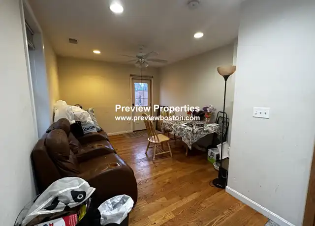 Property at 10 Moreland St Unit 2P, Roxbury, MA, 02119, 4 beds, 1.5 baths, [object Object]